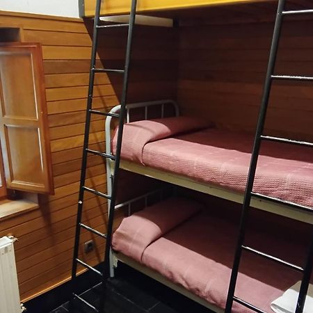 Kyomu Resort Hostel Velilla del Rio Carrion 외부 사진
